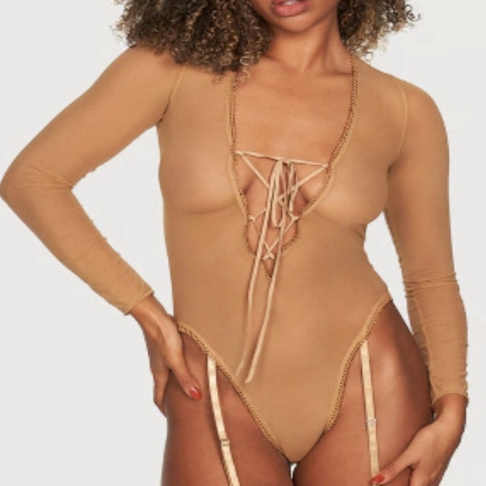 🤎 Frederick's Of Hollywood Lingerie Lola Lee Long Sleeve Brown Bodysuit NWT 🤎